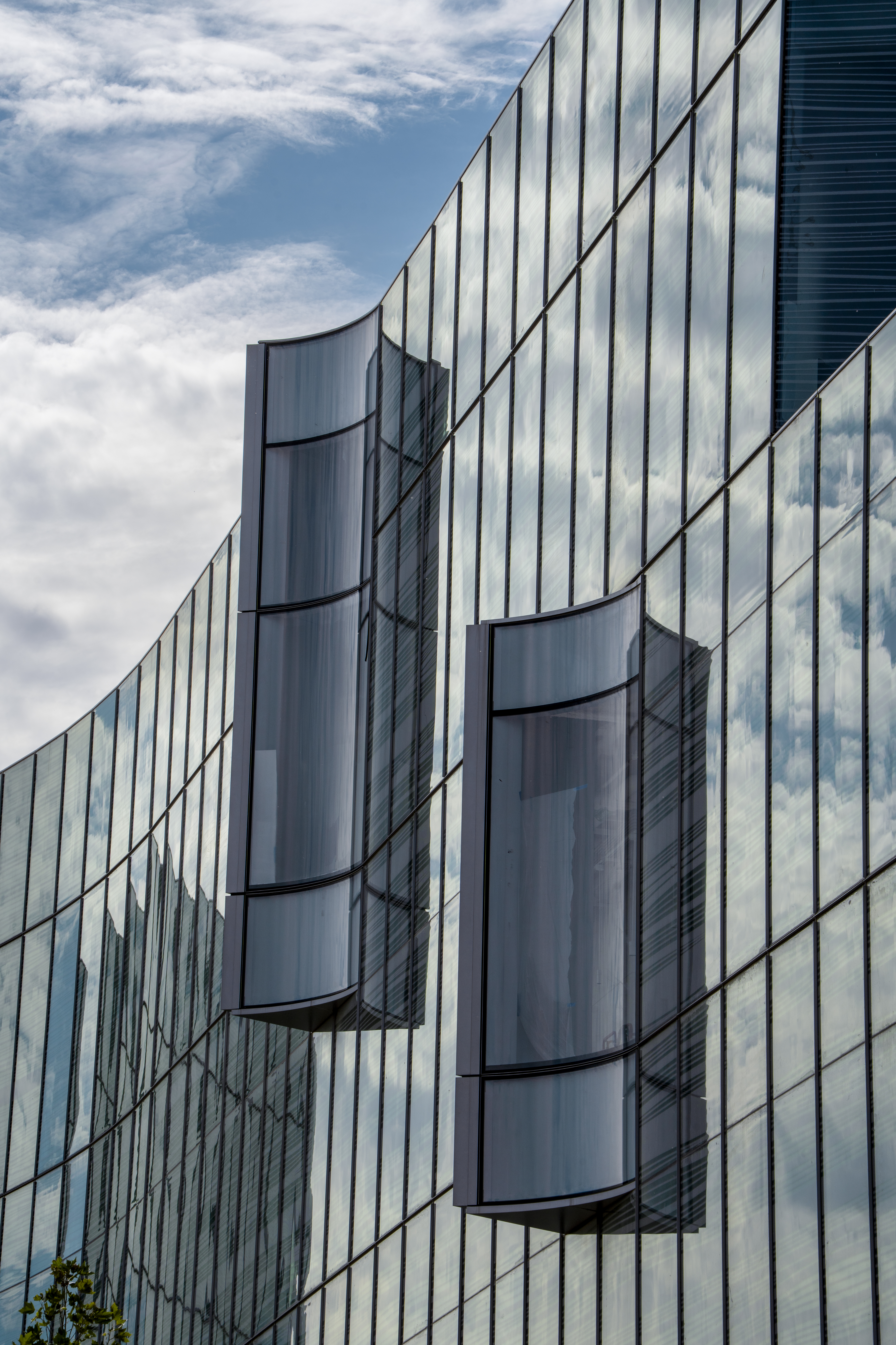 The state-of-the-art Dearborn campus is designed to consolidate design, engineering, and corporate leadership to foster enhanced collaboration and accelerate innovation. 